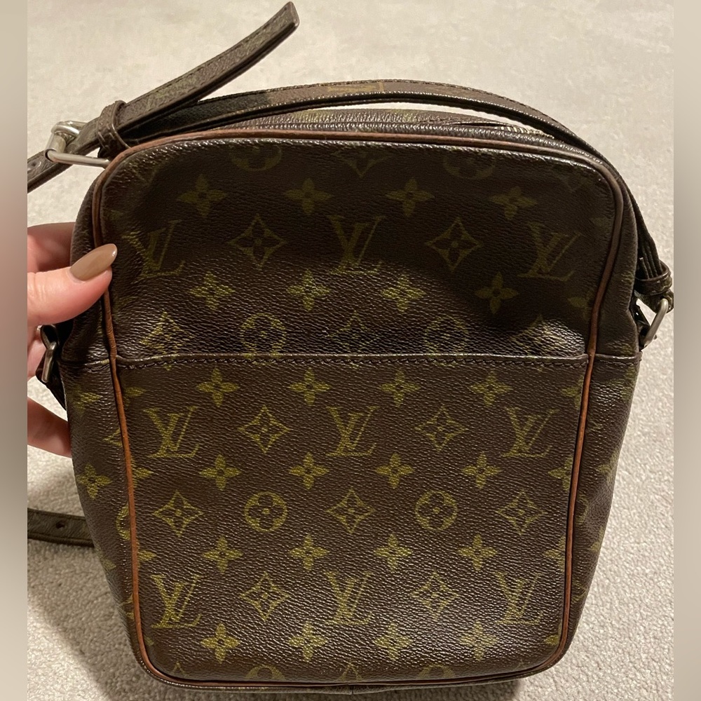 Louis Vuitton Brown Monogram Crossbody Bag - Picture 4 of 12